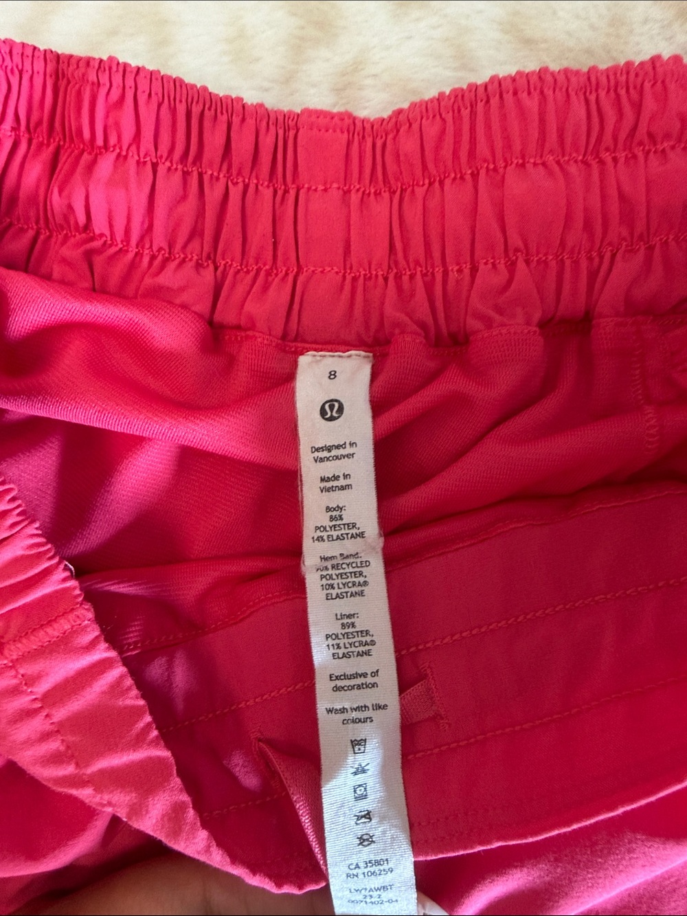 Lululemon athletica Hot Pink Women's Athletic Shorts set with matching sport bra - Picture 2 of 4